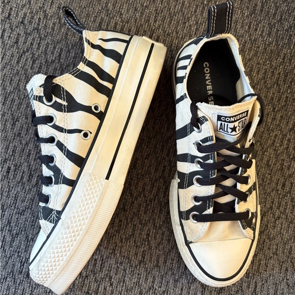 Converse Shoes - Converse All Star Chuck Taylor Unisex Zebra Low Top Sneakers Women’s 7 Men’s 5